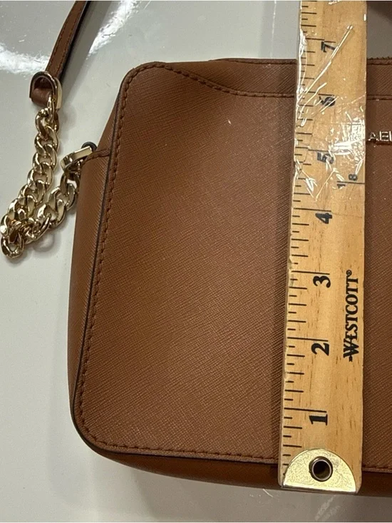 Beautiful Brown MICHAEL KORS, LEATHER CROSSBODY BAG A040426 - Picture 8 of 9